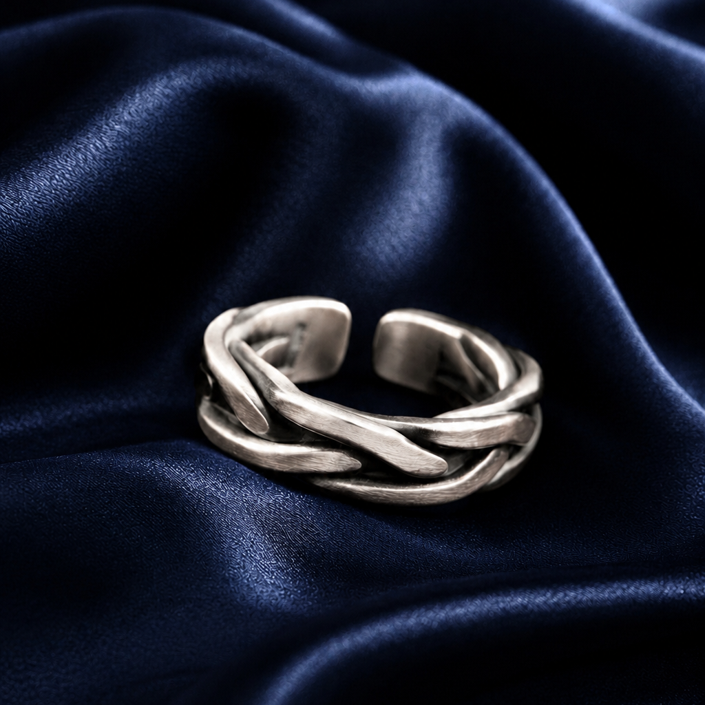 Men's silver stainless steel woven ring with brushed finish by Aurevik